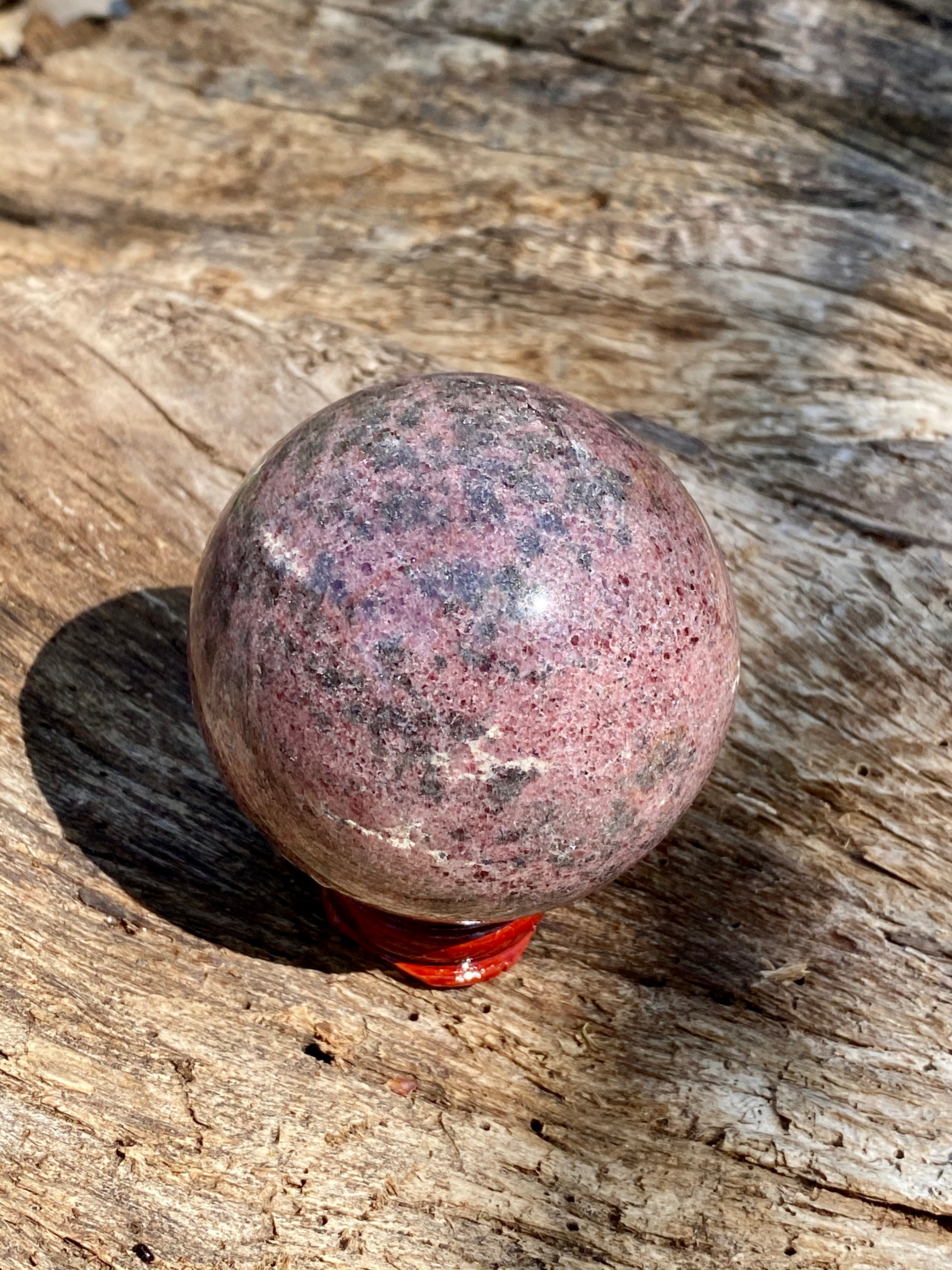 Garnet Sphere (G 2)