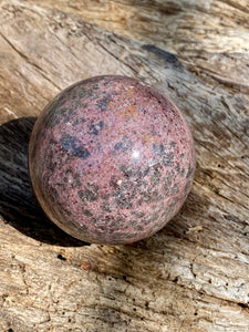 Garnet Sphere (G 2)