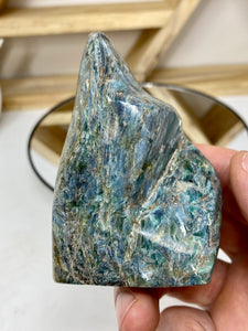 Blue & Green Kyanite Free Form (K 20)